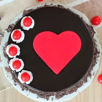 Black Forest Cake With Cherries & Heart - 500 Gm