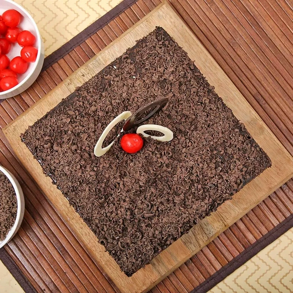 Choco Cherry Black Forest Square Cake - 1.5 Kg