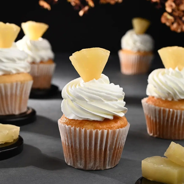 Pineapple Cupcake - 6 Pcs