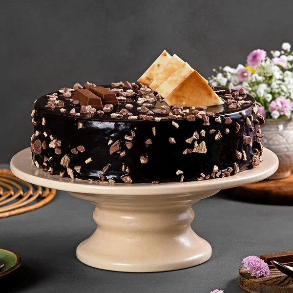 Kitkat Chocolate Truffle Cake - 1 Kg
