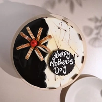 Heavenly Vanilla Choco Cake For Mom - 500 Gm