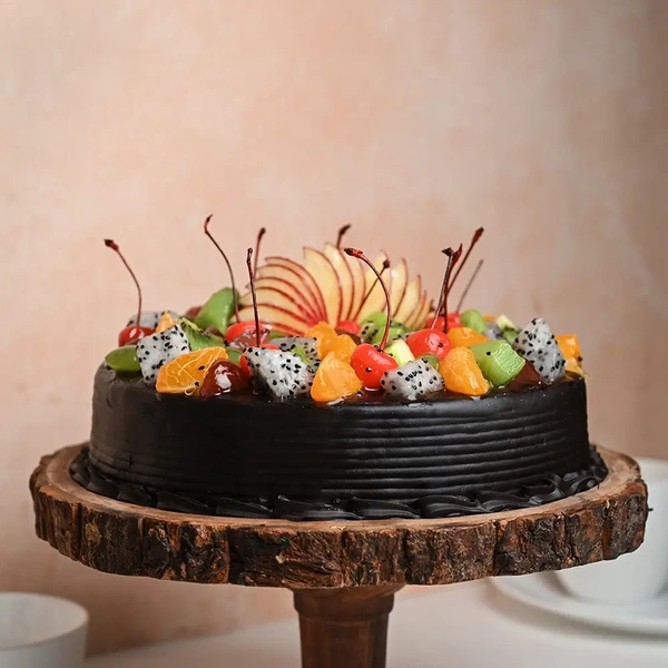 Chocolate Truffle Fresh Fruit Cake - 500 Gm