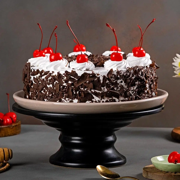 Classic Black Forest Cake - 500 Gm