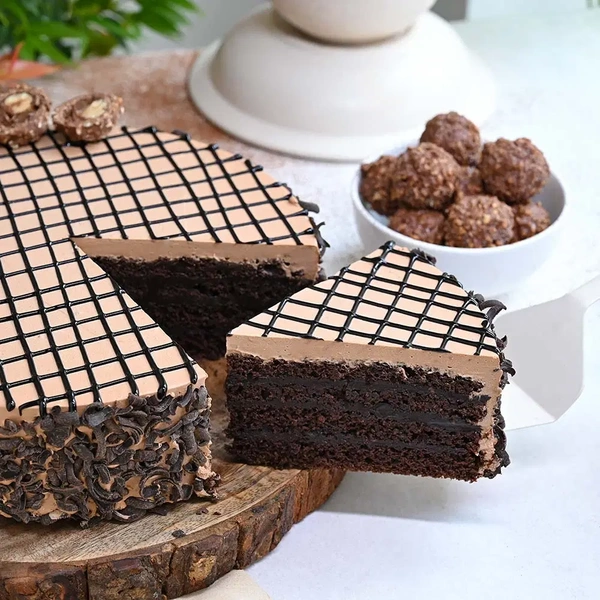 Chocolate Ferrero Rocher Cake - 2 Kg
