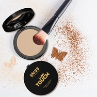 BANANA EDGE - LUMITOUCH COMPACT POWDER - 3.5 GM