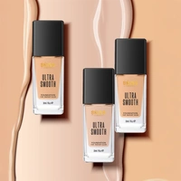 SOFT BEIGE - ULTRA SMOOTH FOUNDATION FOR RADIANT GLOW - 30 ML