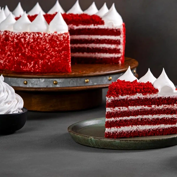 Red Velvet Cream Cake - 1 Kg