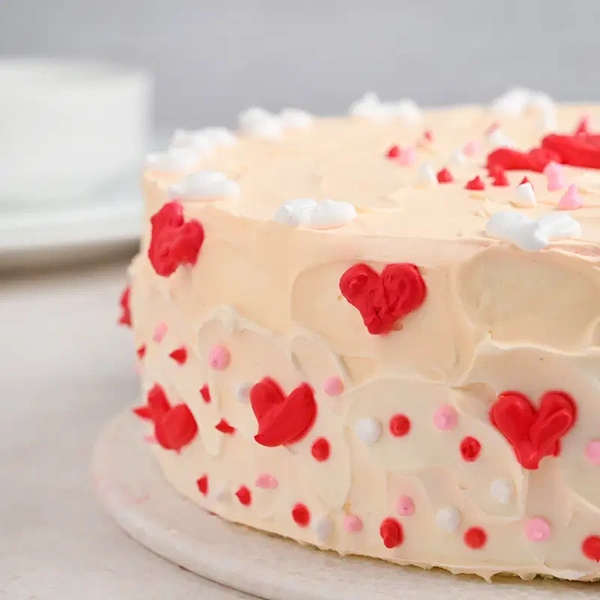 Sweetheart Red Velvet Delight For Mom - 500 Gm