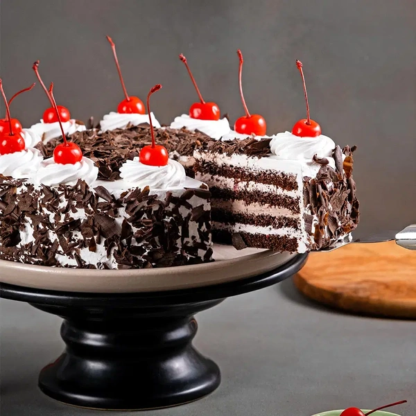 Classic Black Forest Cake - 500 Gm