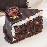 Chocolate Truffle & Ferrero Rocher Cake - 500 Gm