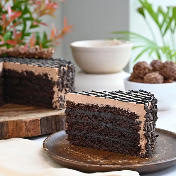 Chocolate Ferrero Rocher Cake - 2 Kg