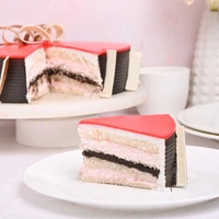 Strawberry Glaze Cake - 500 Gm