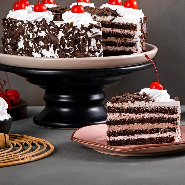 Classic Black Forest Cake - 500 Gm
