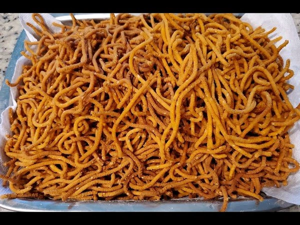 Ellina Chakli / Seasame Murukku 