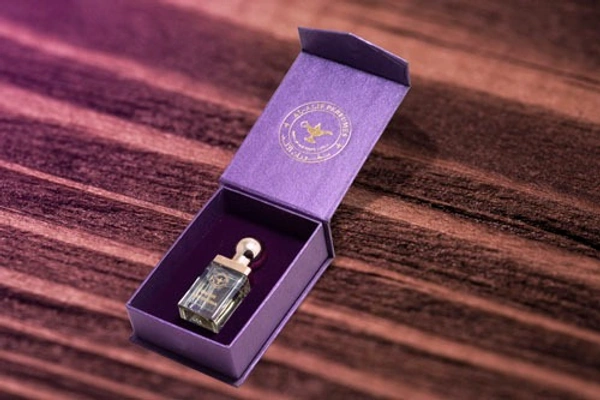 Al Alif Oudh Indonesia Gold Series Premium Attar - For Men - 12ML