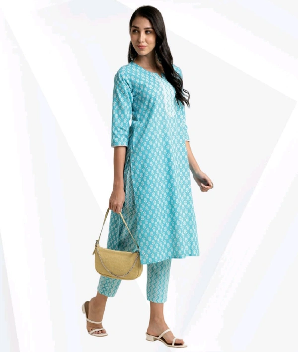 viral attire  Cotton Floral Printed Straight Kurta  - Blue, 3XL