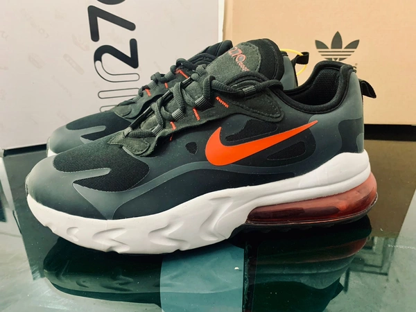 Nike Tube React 270 - 42uk8