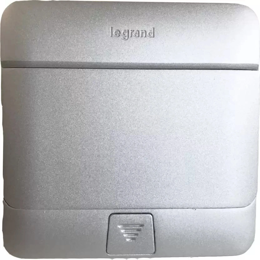 Legrand 654000 Pop up mobilier 4 modules à équiper livré avec kit d'installation - inox mat