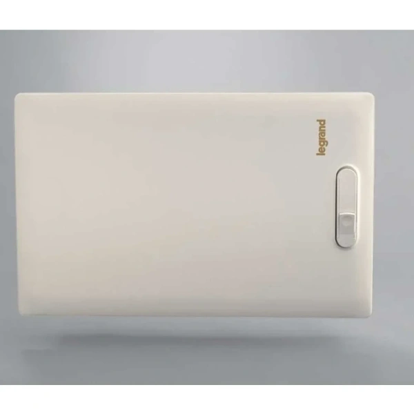 Legrand Distribution board SPN DD - 8 WAY SPN DD DB
