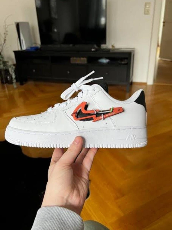 Nike Airforce 1 Low Carabiner Swoosh Red