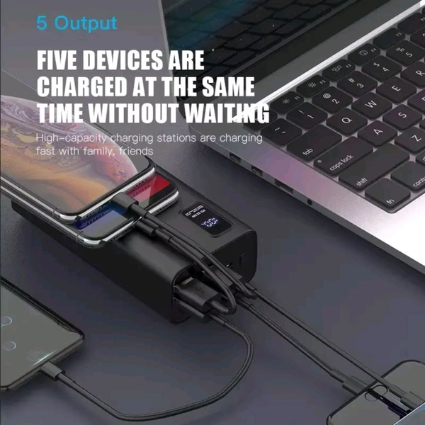 High Capacity Digital Display Real 30000mAh Phone Charger Screen with 4usb TYPE-C Output Super Fast Charge Power Bank