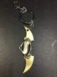 Batman Vs Superman - Metal Keyring