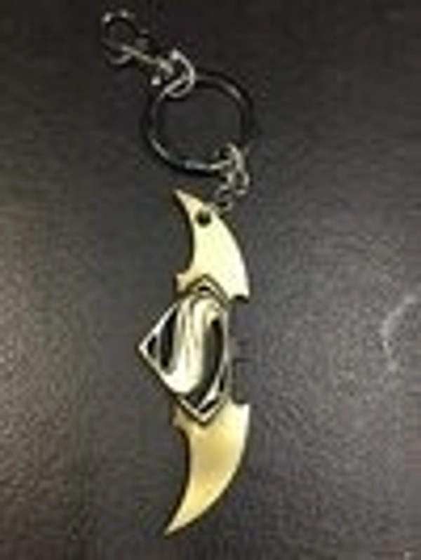 Batman Vs Superman - Metal Keyring
