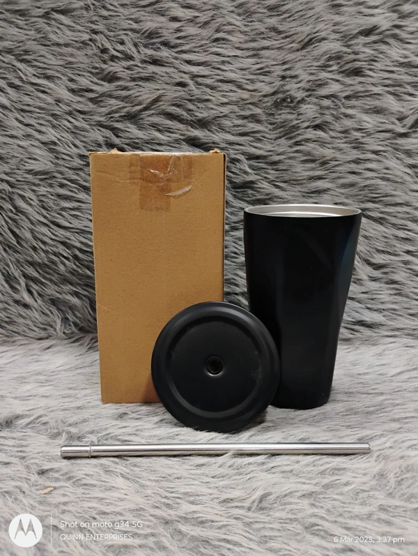 Stainless Steel Double Wall Hot and Cold Irregular Diamond Drinking Mug with Straw and Lid (Black, 500 ml)