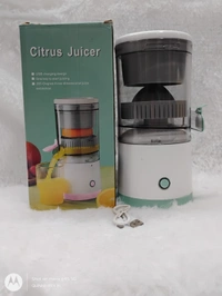 Automatic Citrus Fruit Juicer Electrical Orange Juicer Squeezer Electric Lemon Juicer Rechargeable and Portable for Kitchen Juicer With USB Best Juicer