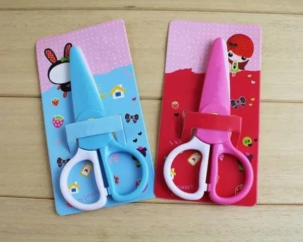 Safety Plastic Scissors For Kids Boys & Girls Ideal For Pre-Tranning and Learning Scissor Skills Decorative Paper Cutting Art Craft Scissors