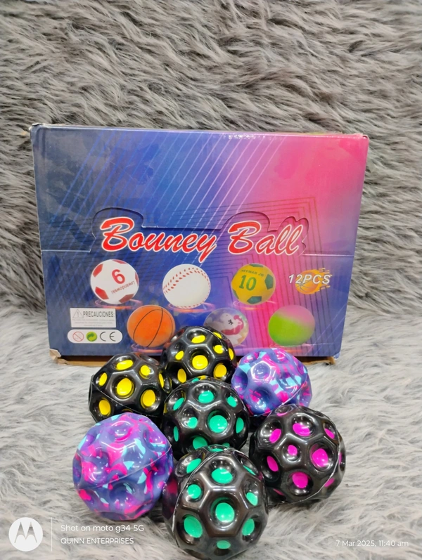 Super High Bouncing Ball, Super Hot Moon Ball and Space Balls for Kids and Adults,Improve Hand-Eye Coordination Bubble Ball Space Galaxy Bouncy Ball Easy to Grip 