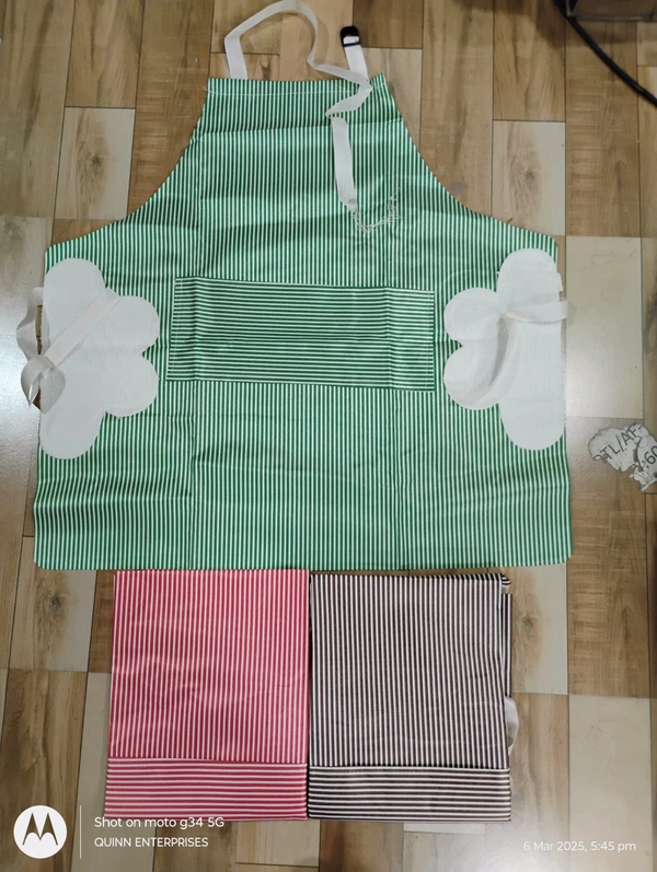 Kitchen Aprons for Women - Waterproof Cooking Apron with Pocket - Oil Proof, Adjustable, and Comfortable Apron for Home, Kitchen, Garden, Restaurant