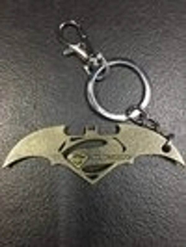 Batman Vs Superman - Metal Keyring