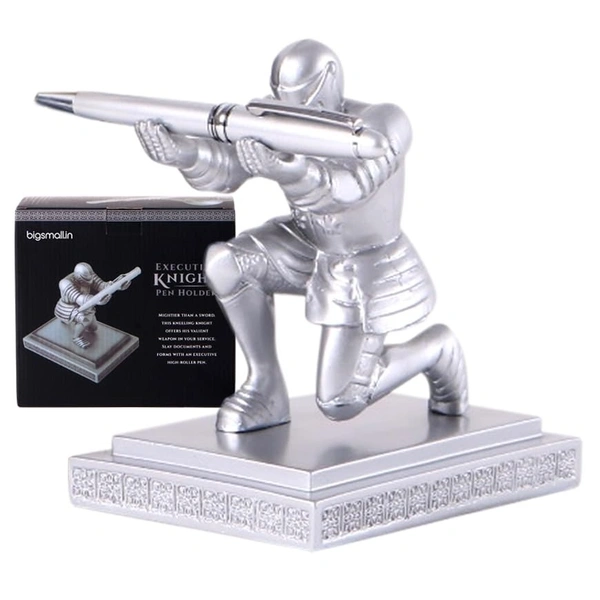 Knight Pen Holder – Decorative Resin Pen Holder and Desk Organizer with Knight Design, Office and Home Ornament, Elegant Silver Finish, Gift for Professionals & Students