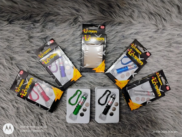 4 in 1 Laser Pointer Torch Led Lights with Hook, Multicolor