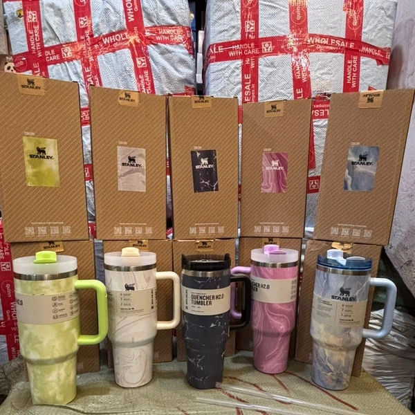 Marble New variety added in stanley steel sippers 1200 ml Premium quality Now with a more rich look - 12-24PC