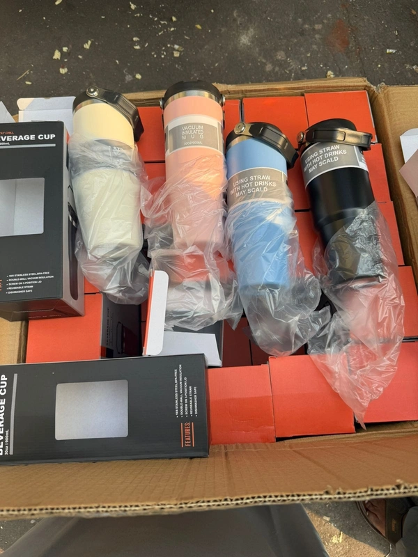 Oasis Vaccum Insulated Stainless Steel Tumbler With Handle (900 ml)