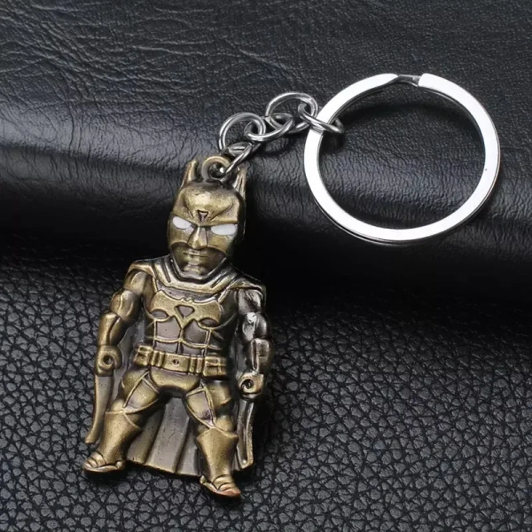Keychains bATMAN Action Figure Keychain Marvel Collectible Metal Keyrings