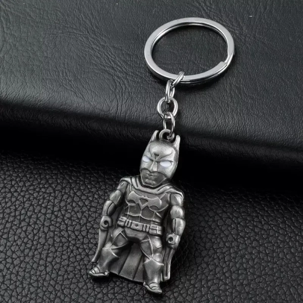 Keychains bATMAN Action Figure Keychain Marvel Collectible Metal Keyrings