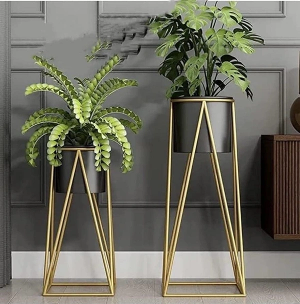 Metal black pots with golden stand 