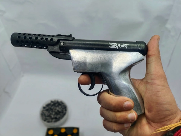 BROOOT STEEL GRIP AIR Toy 1 KG WEIGHT  - Black