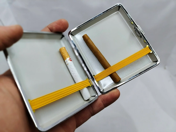 CIGGARTE CASE CAPACITY 20+ PC - Black, 6 Inch