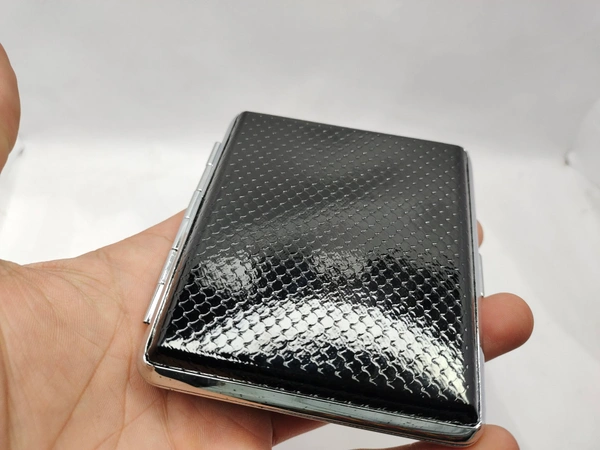 CIGGARTE CASE CAPACITY 20+ PC - Black, 6 Inch