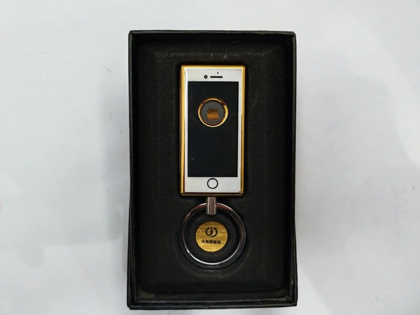 FULL METAL  APPLE 🍎 SHAPE  Key Chain  - Gold, 2 Inch