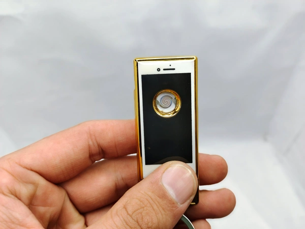 FULL METAL  APPLE 🍎 SHAPE  Key Chain  - Gold, 2 Inch