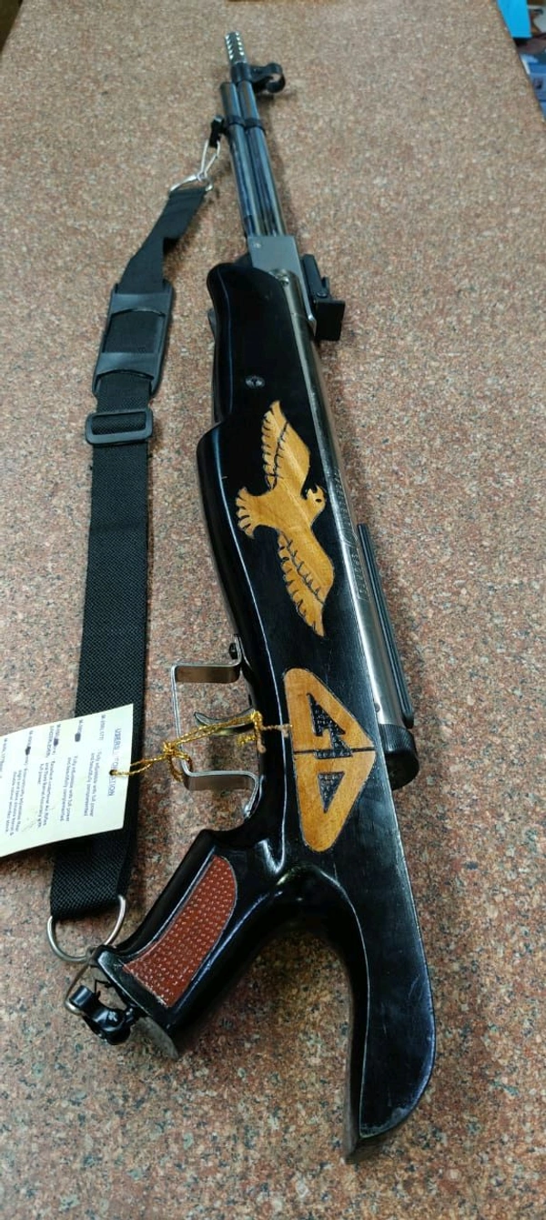 GD EAGLE Z BLACK MUSCAT  - Black, 4 Ft