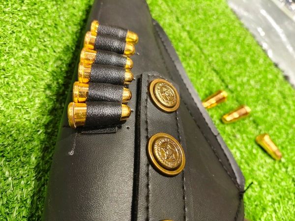 COVER+ FAKE GOLD BULLETS PACK OF 6 PC  - Gold, 1 Inch