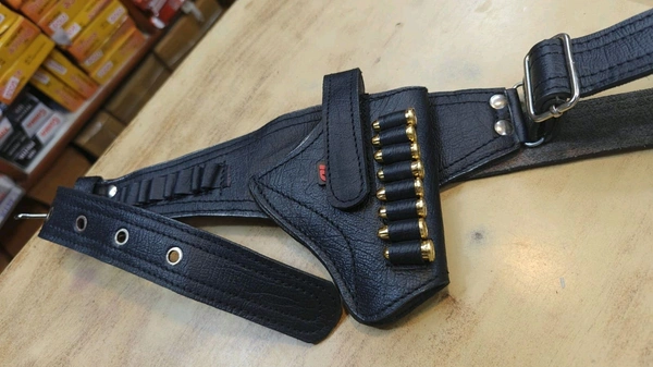 BELT TYPE COVER WITH 8 PC FAKE BULLETS  - Black