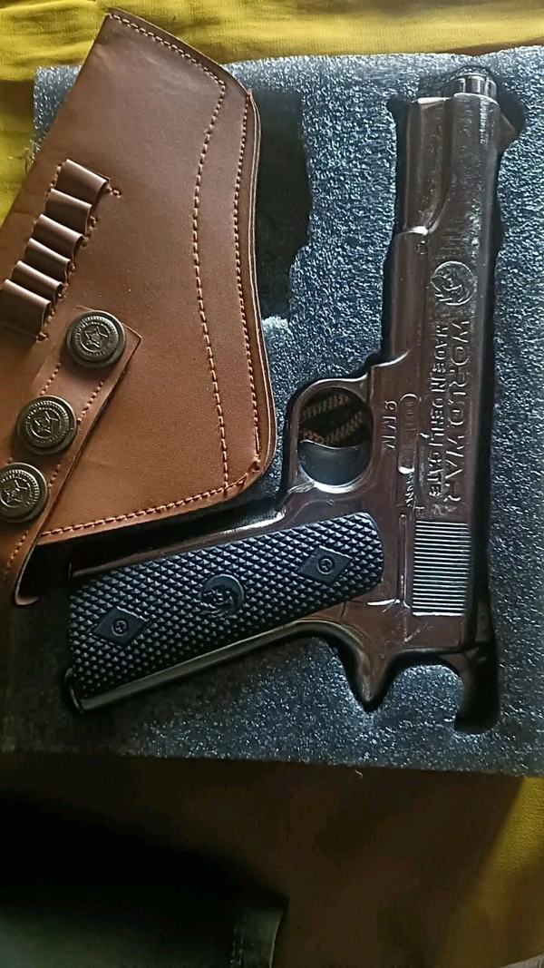 SILVER WORLD WAR 9 MM TOY GUN ( 1 BOX CORK) - Silver, 7 Inch