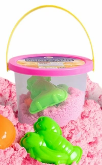 Game Phactory Mini Sand Bucket Beach Play Clay Sand Dough and Different Moulds Activity Toys Set for Kids (200g Bucket, Pink)